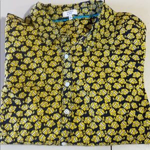 Crown & Ivy Navy and yellow fish button down shirt